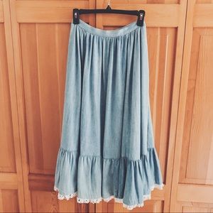 Vintage Light Denim Midi Prairie Skirt - Size Small